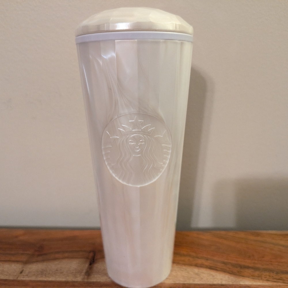 Starbucks Pearl Opalescent White Dome Top Tumbler Venti 24 Oz 2022-No straw